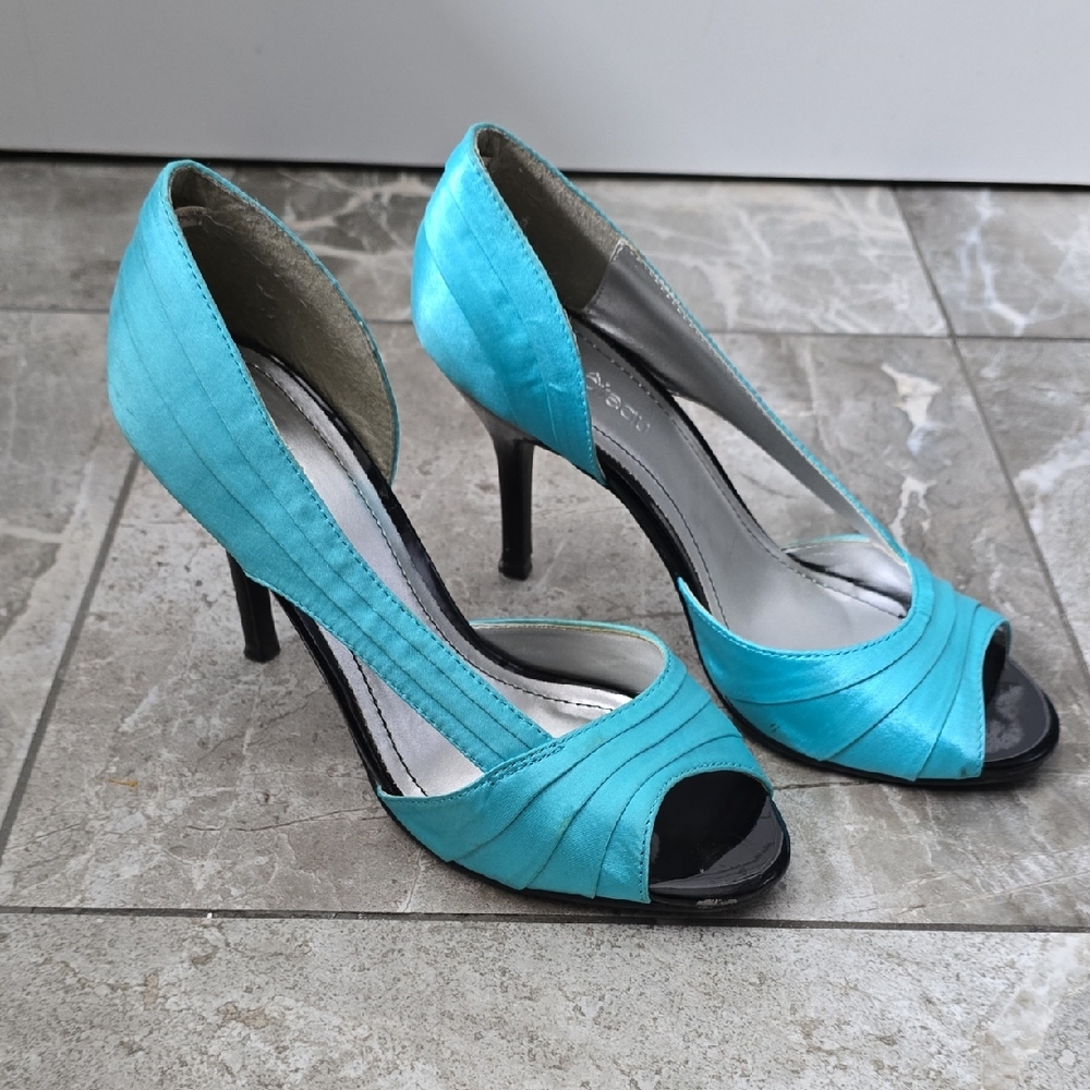 Le Chateau Vibrant Blue Peep-Toe Heels